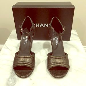 Chanel open toe wedge shoe black and gold